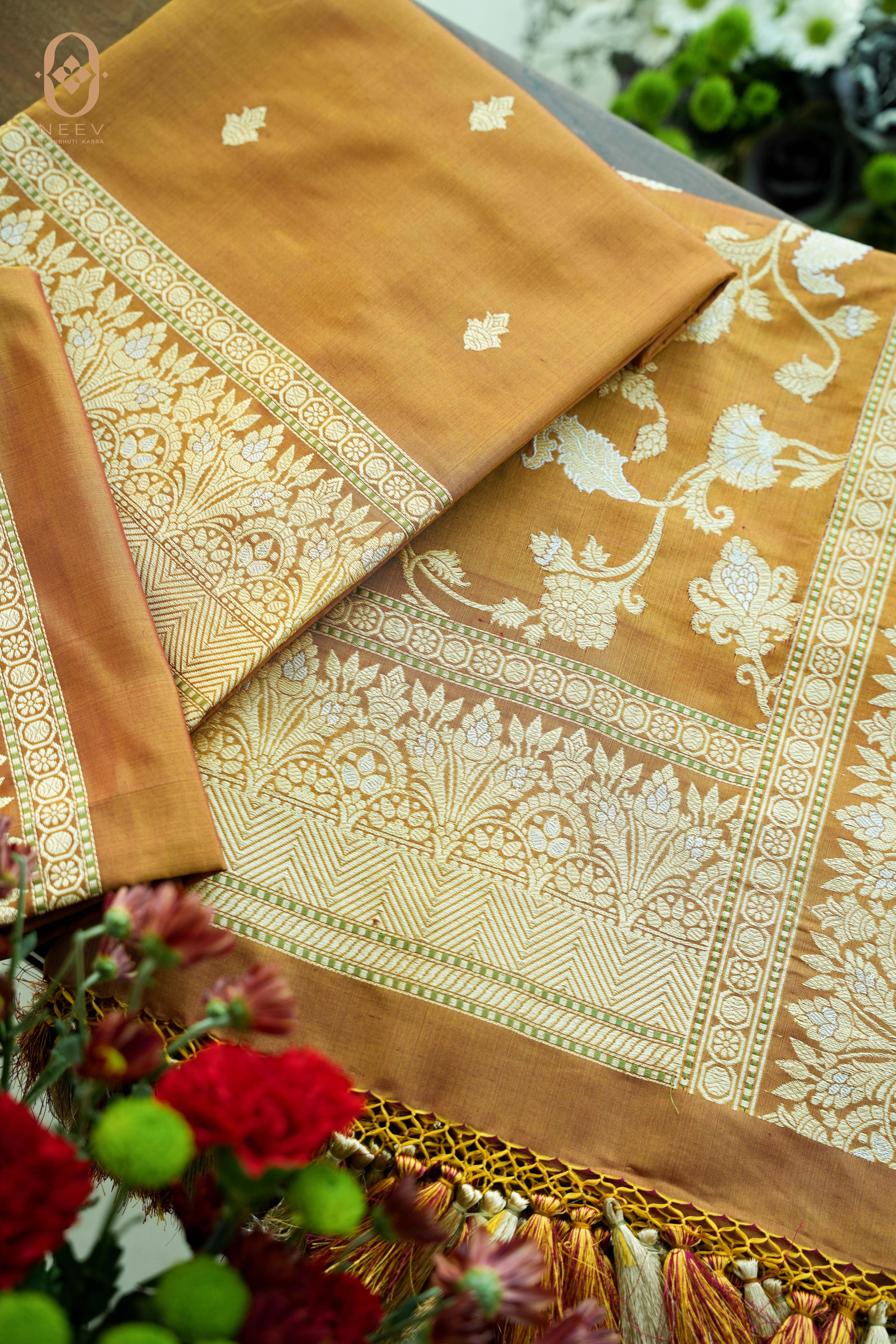 Hiranya Premium Katan Sona Rupa Suit Set