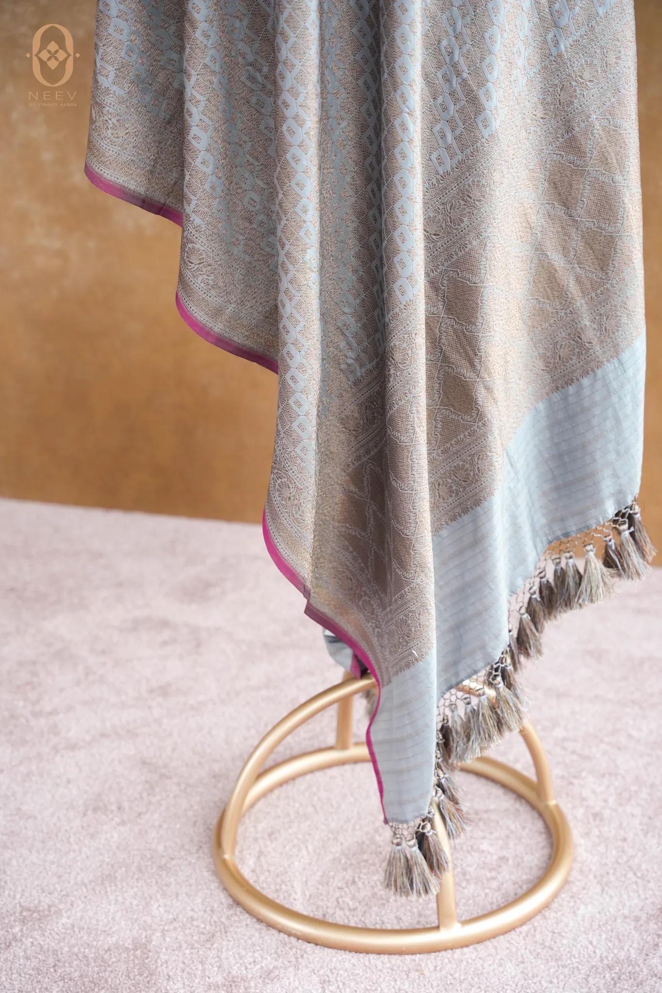 Antique Zari Dupatta