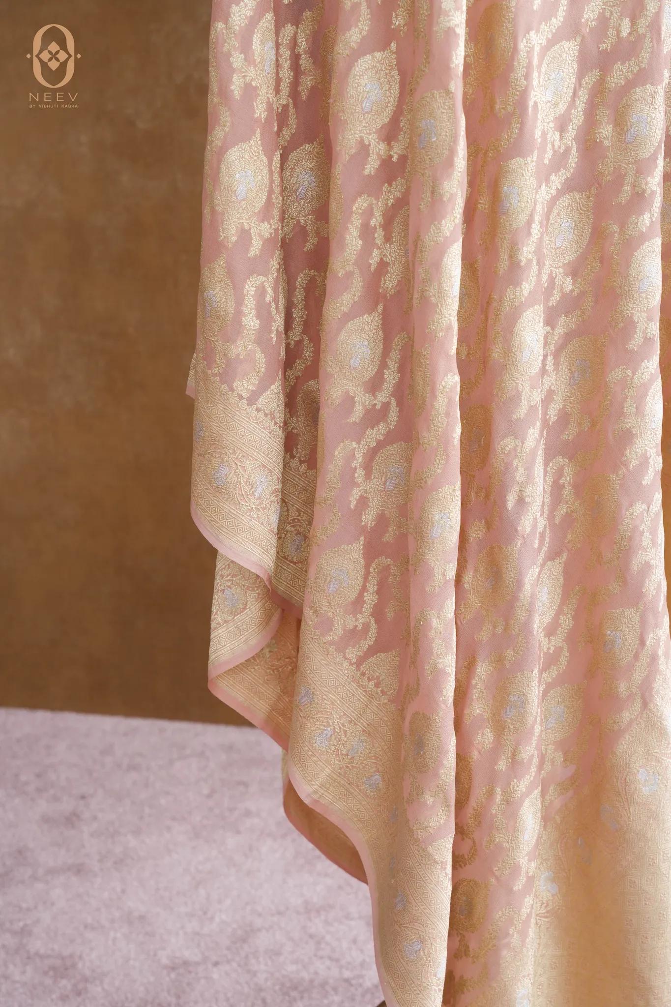 Georgette Khadwa Jaal Dupatta