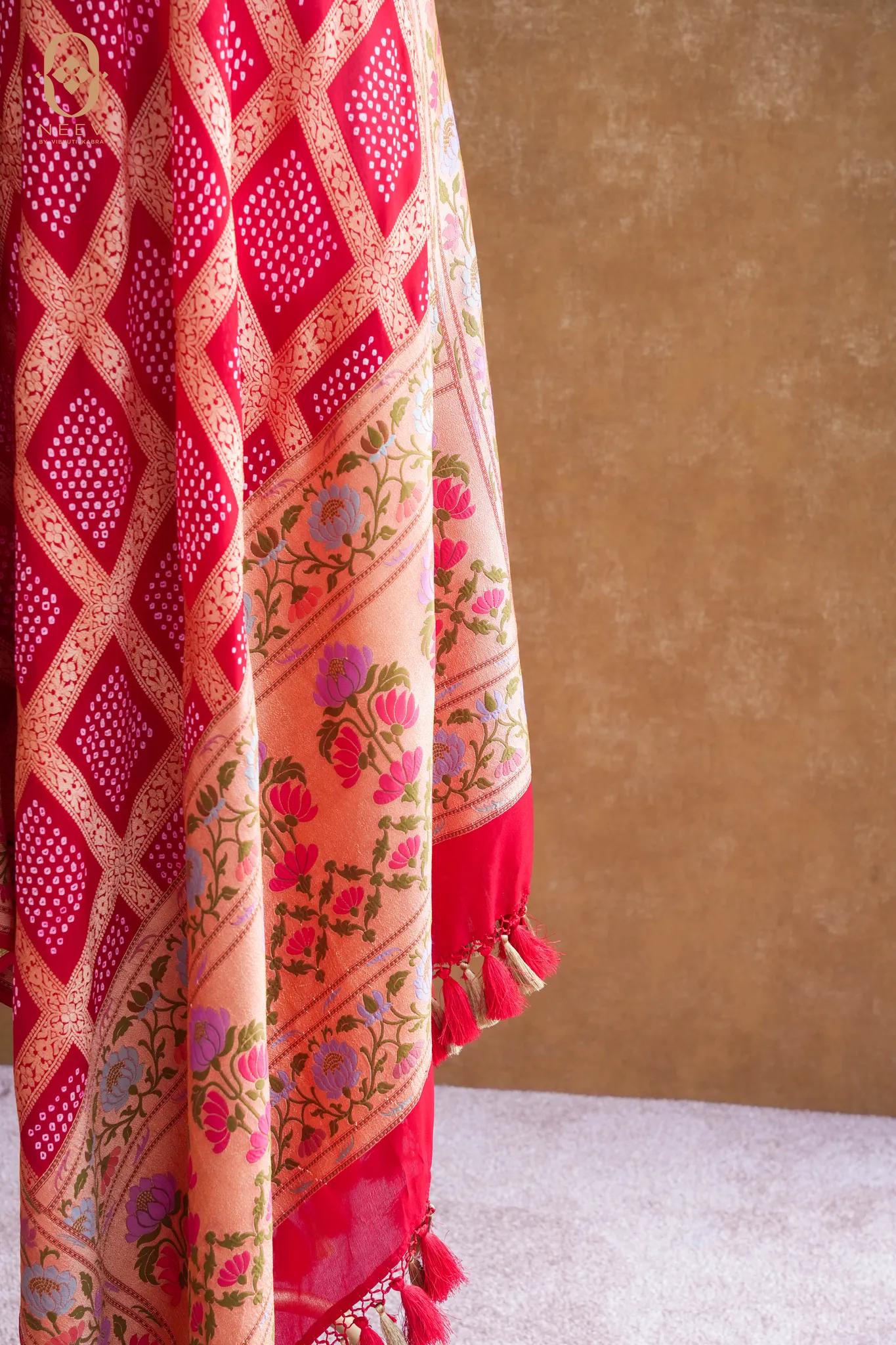 Georgette Bandhani Dupatta With Meenakari