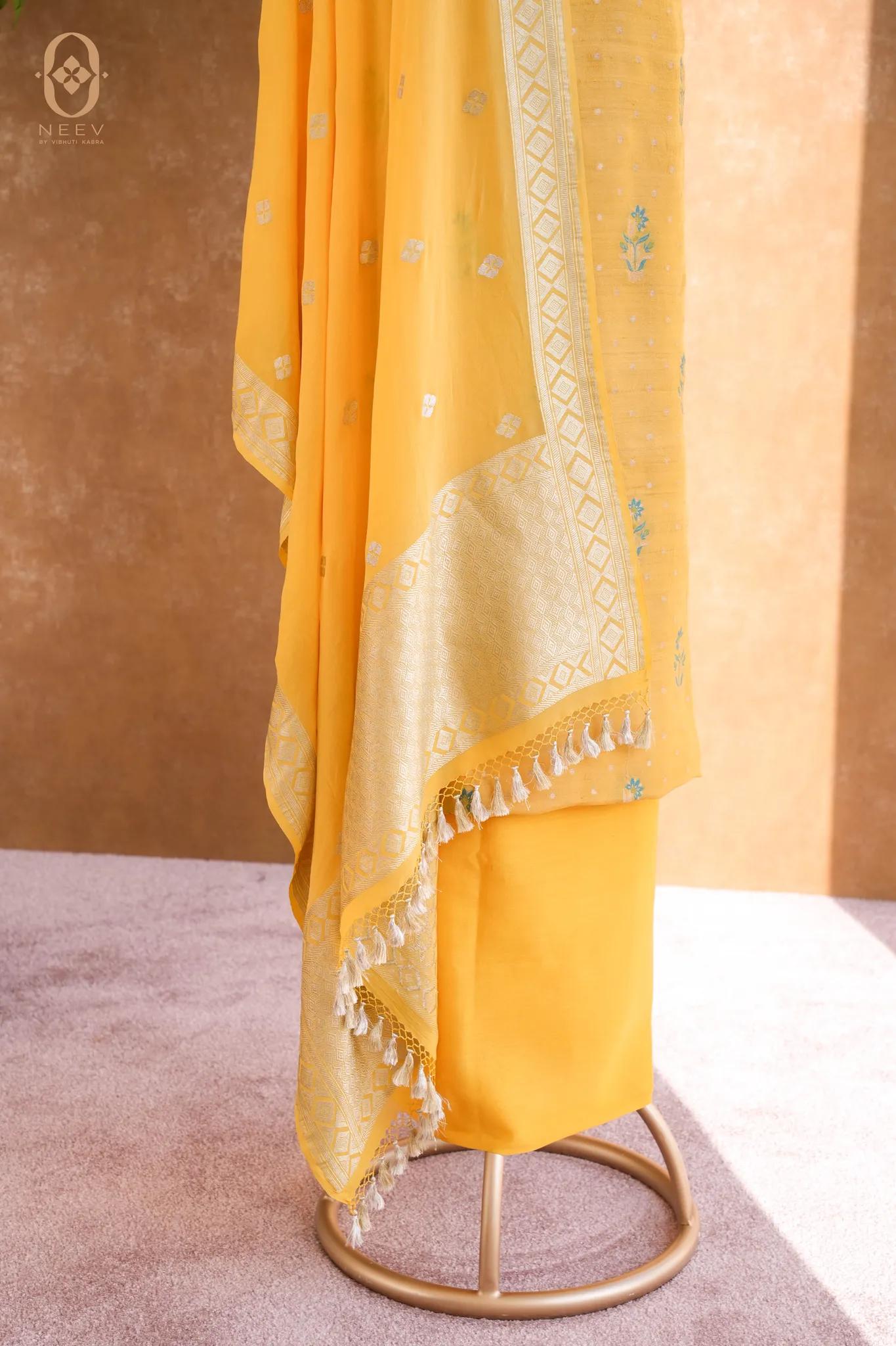 Munga Tassar Meenakari Suit Set