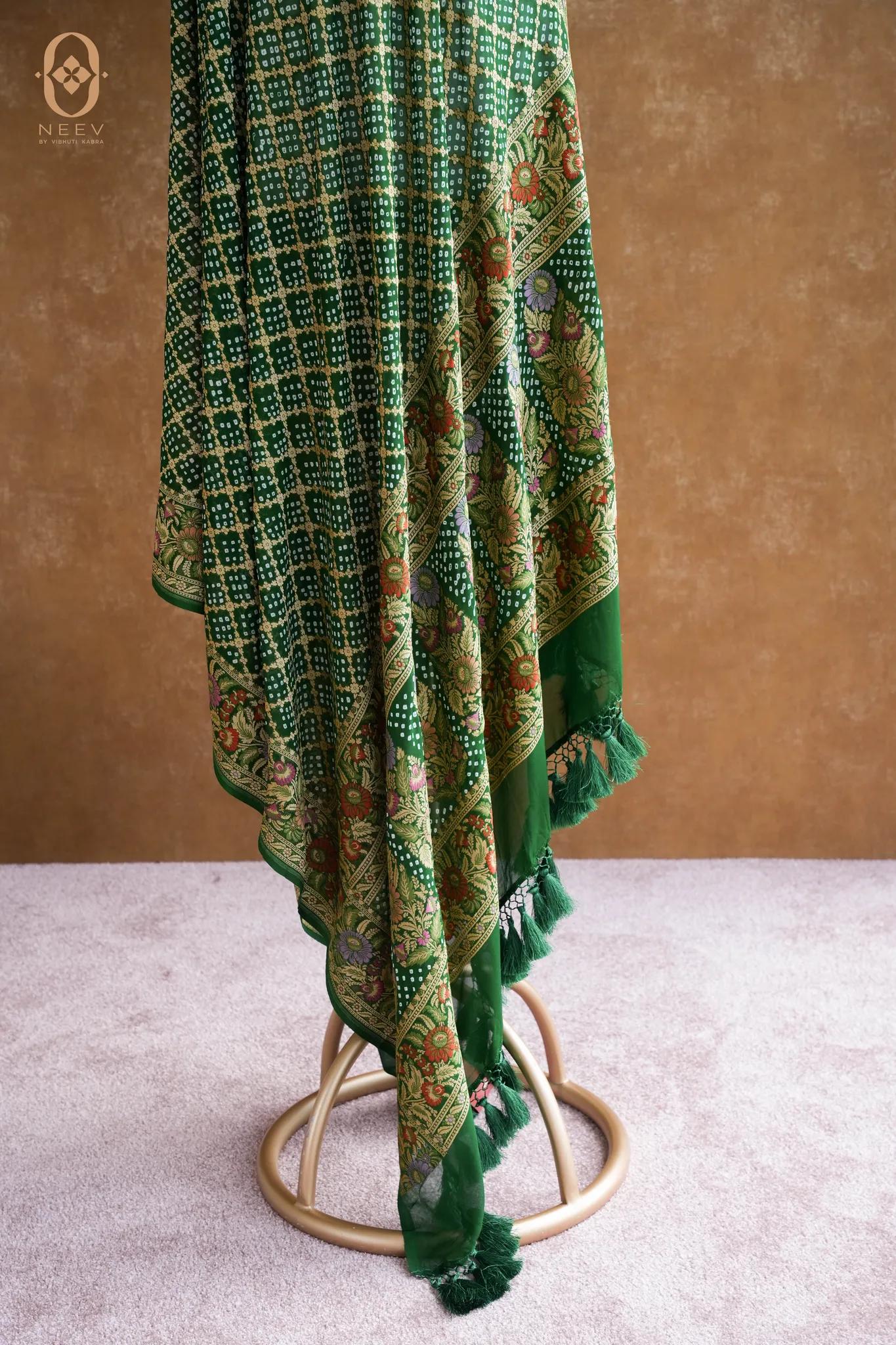Georgette Bandhani Dupatta With Meenakari
