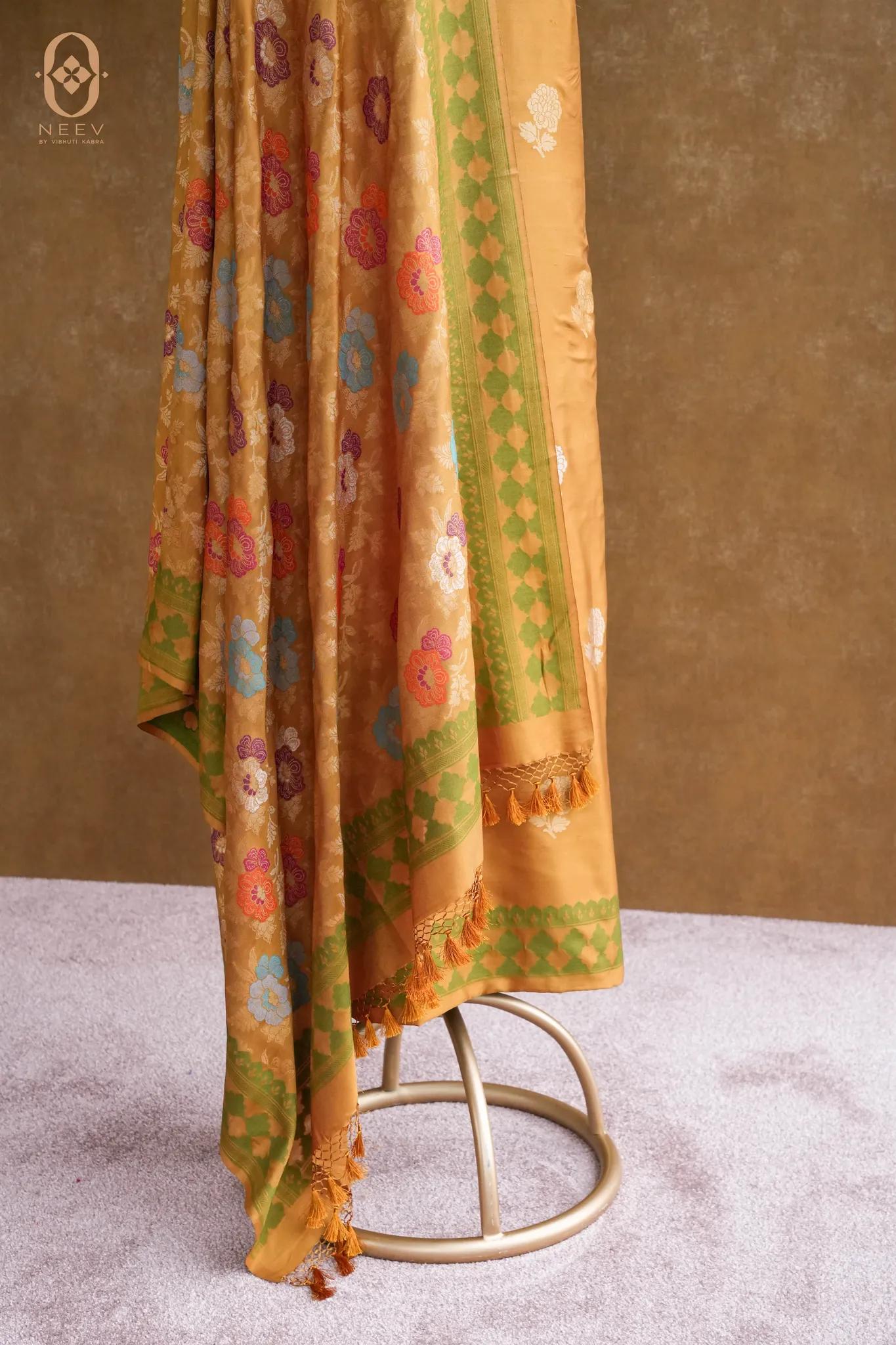 Ek Tara Katan Silk Multi Meena Suit Set