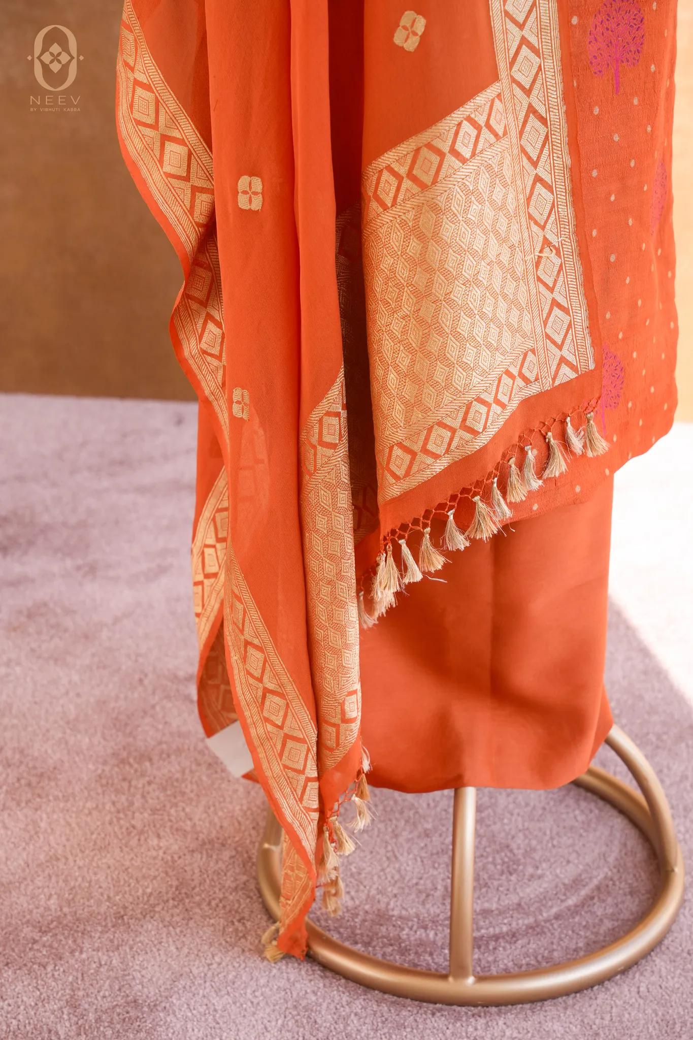 Munga Tassar Meenakari Suit Set