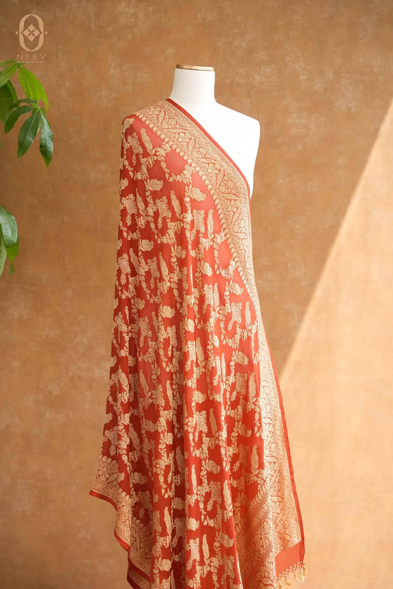 Georgette Khadwa Jaal Dupatta