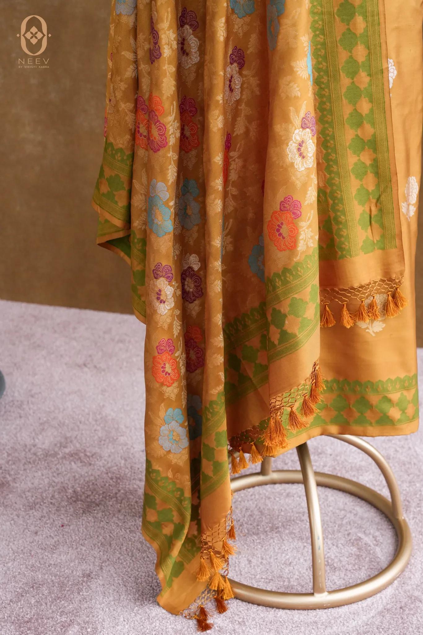 Ek Tara Katan Silk Multi Meena Suit Set