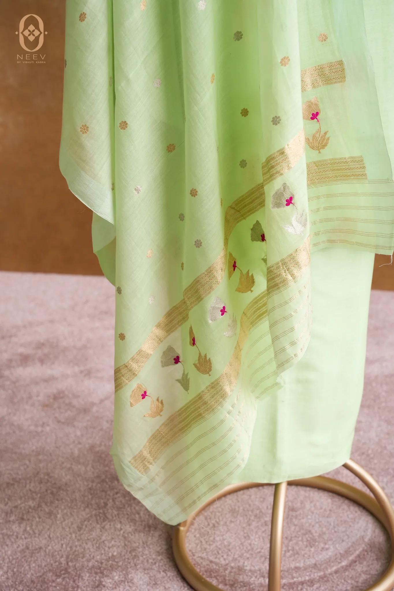 Mul Boota Meenakari Suit Set