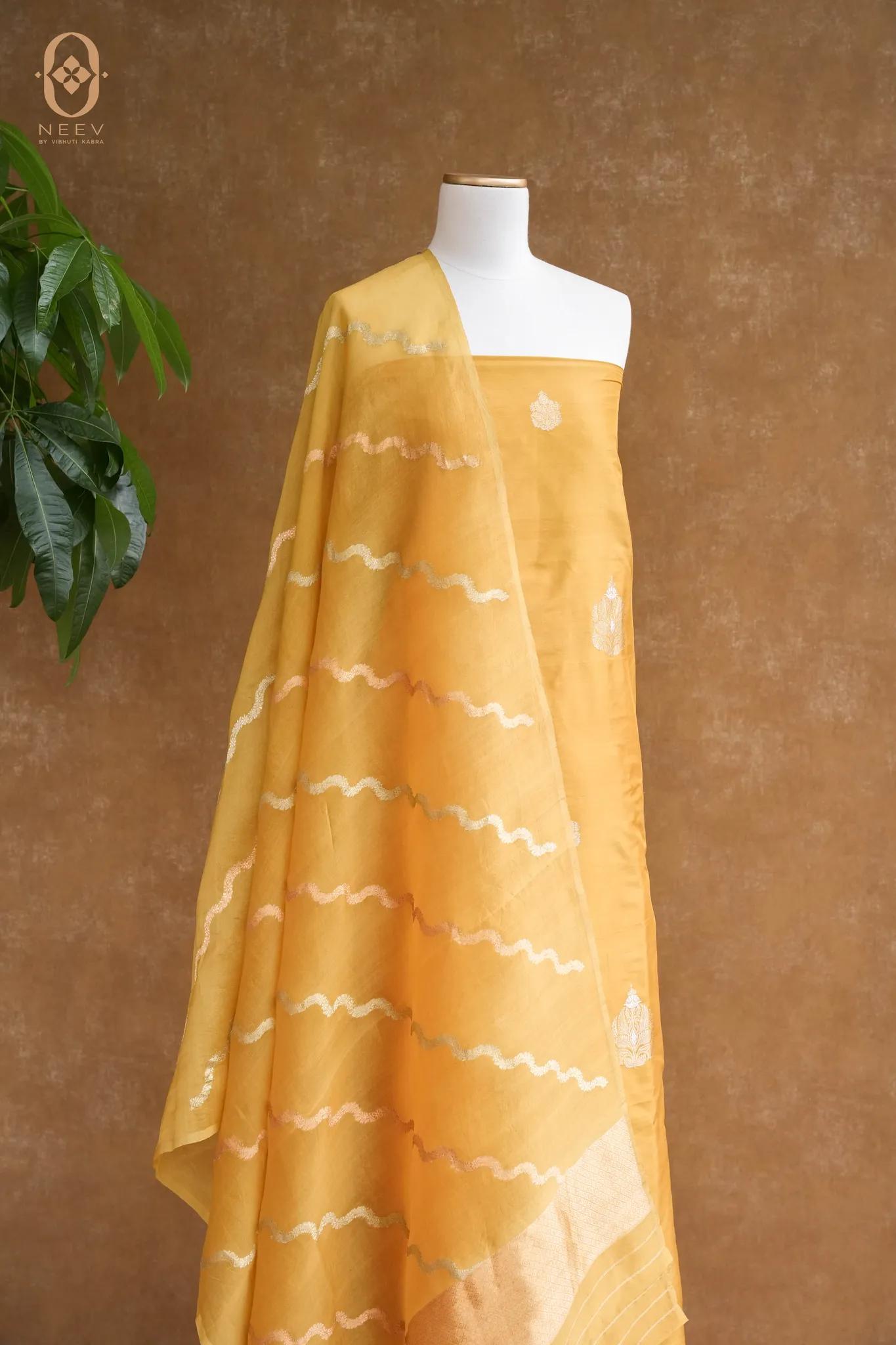 Katan Silk Boota Suit Set