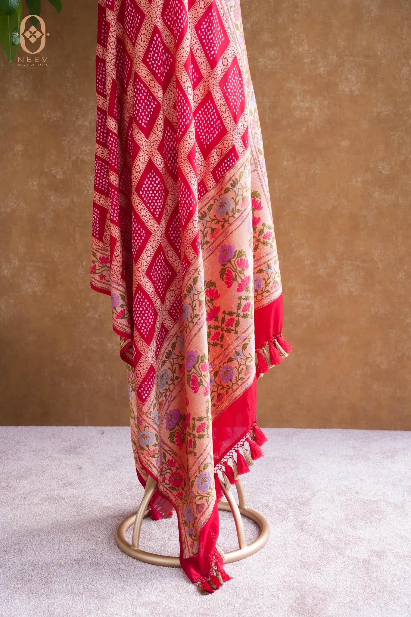 Georgette Bandhani Dupatta With Meenakari