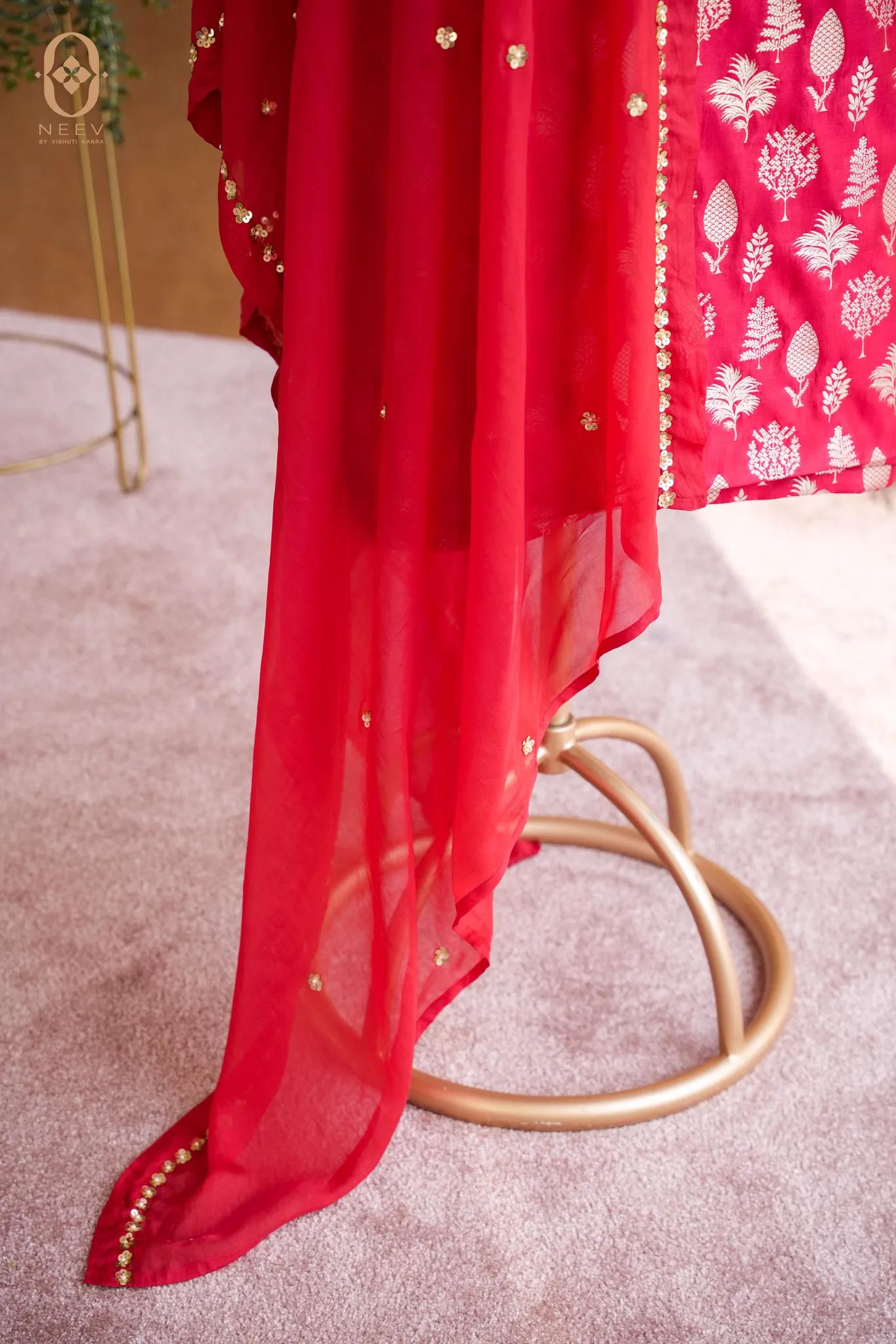 Chinia Silk Boota Suit Set