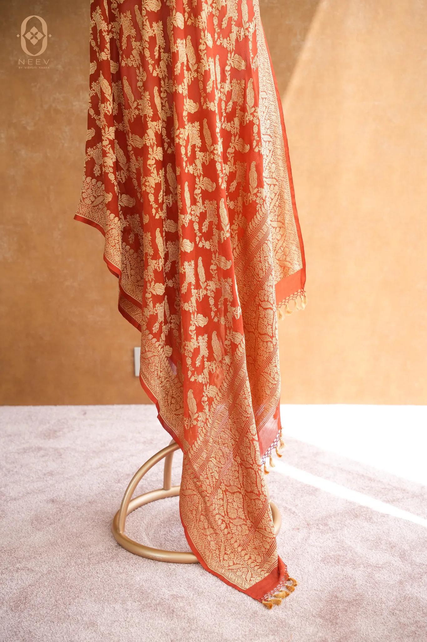Georgette Khadwa Jaal Dupatta