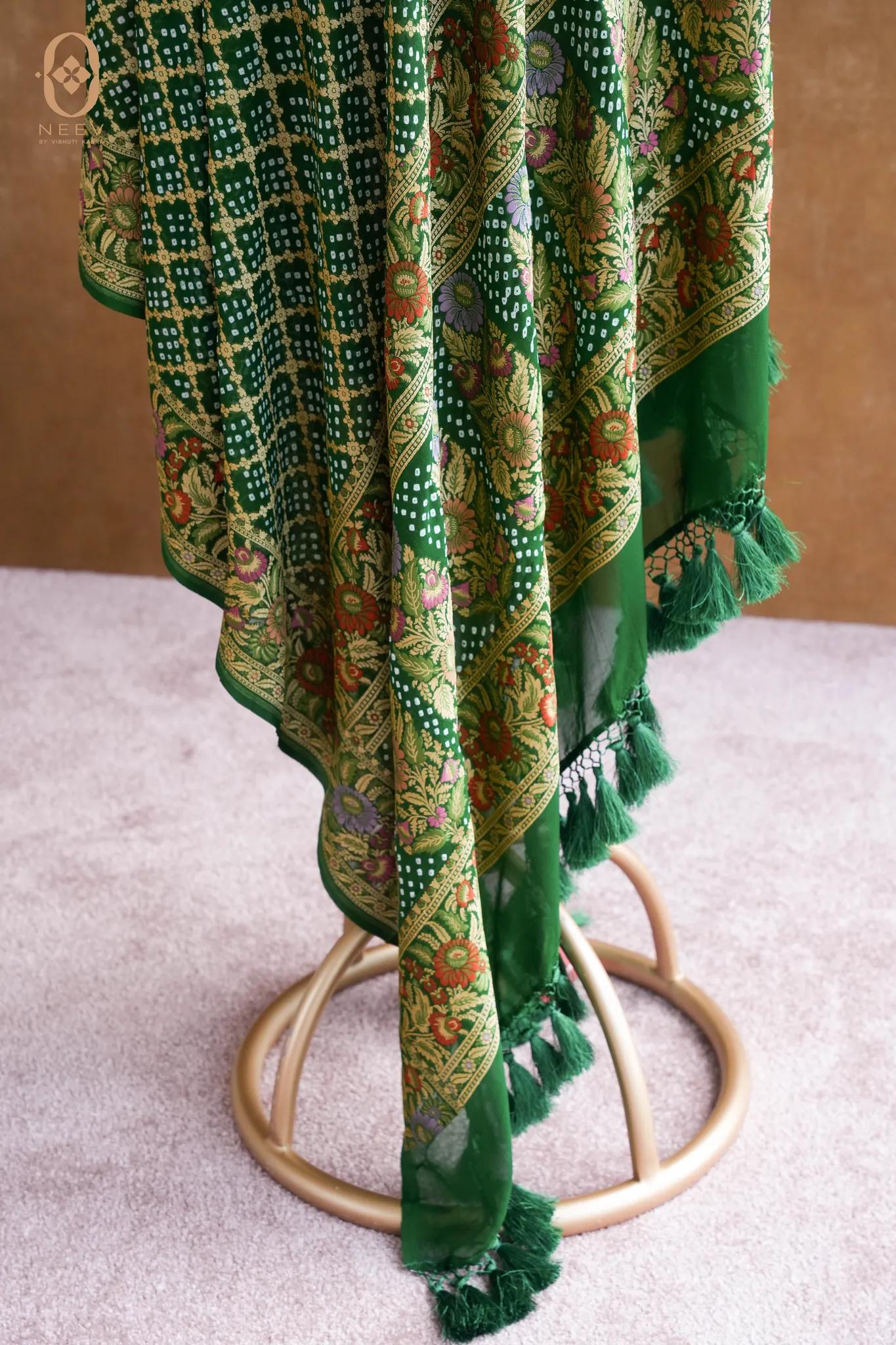 Georgette Bandhani Dupatta With Meenakari