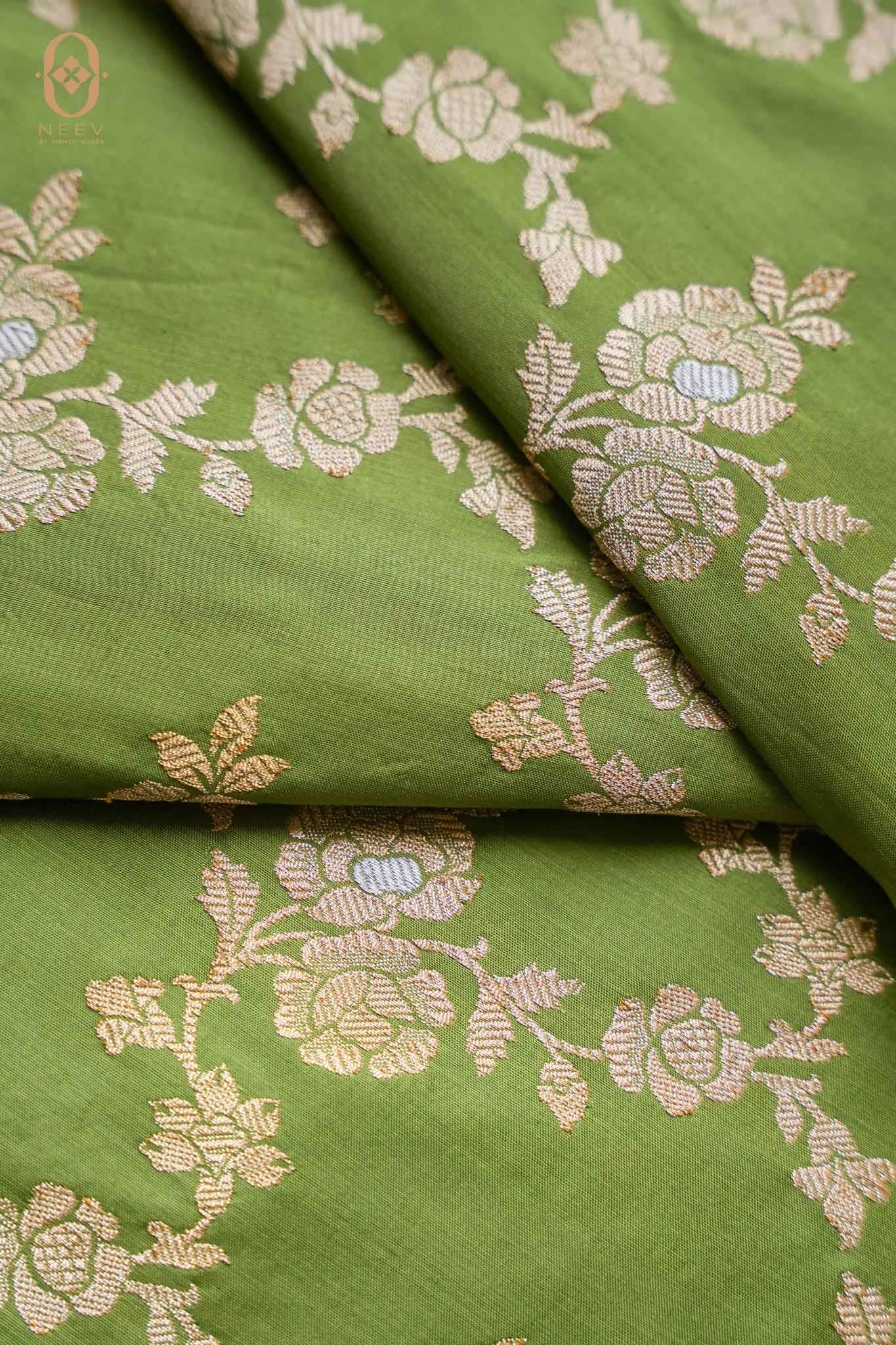 Sachi Zari Sona Rupa Jaal Intricate Fabric