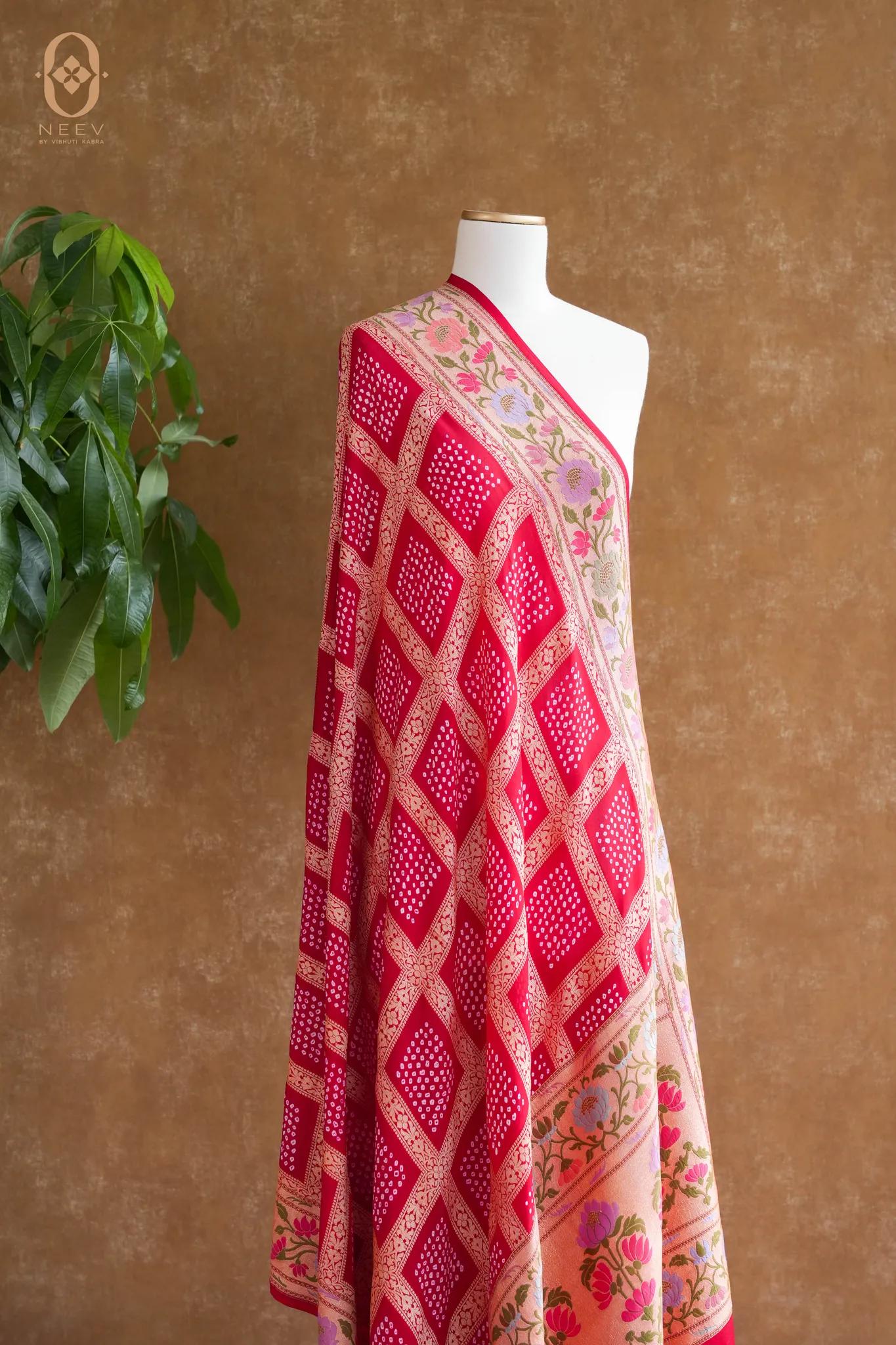 Georgette Bandhani Dupatta With Meenakari