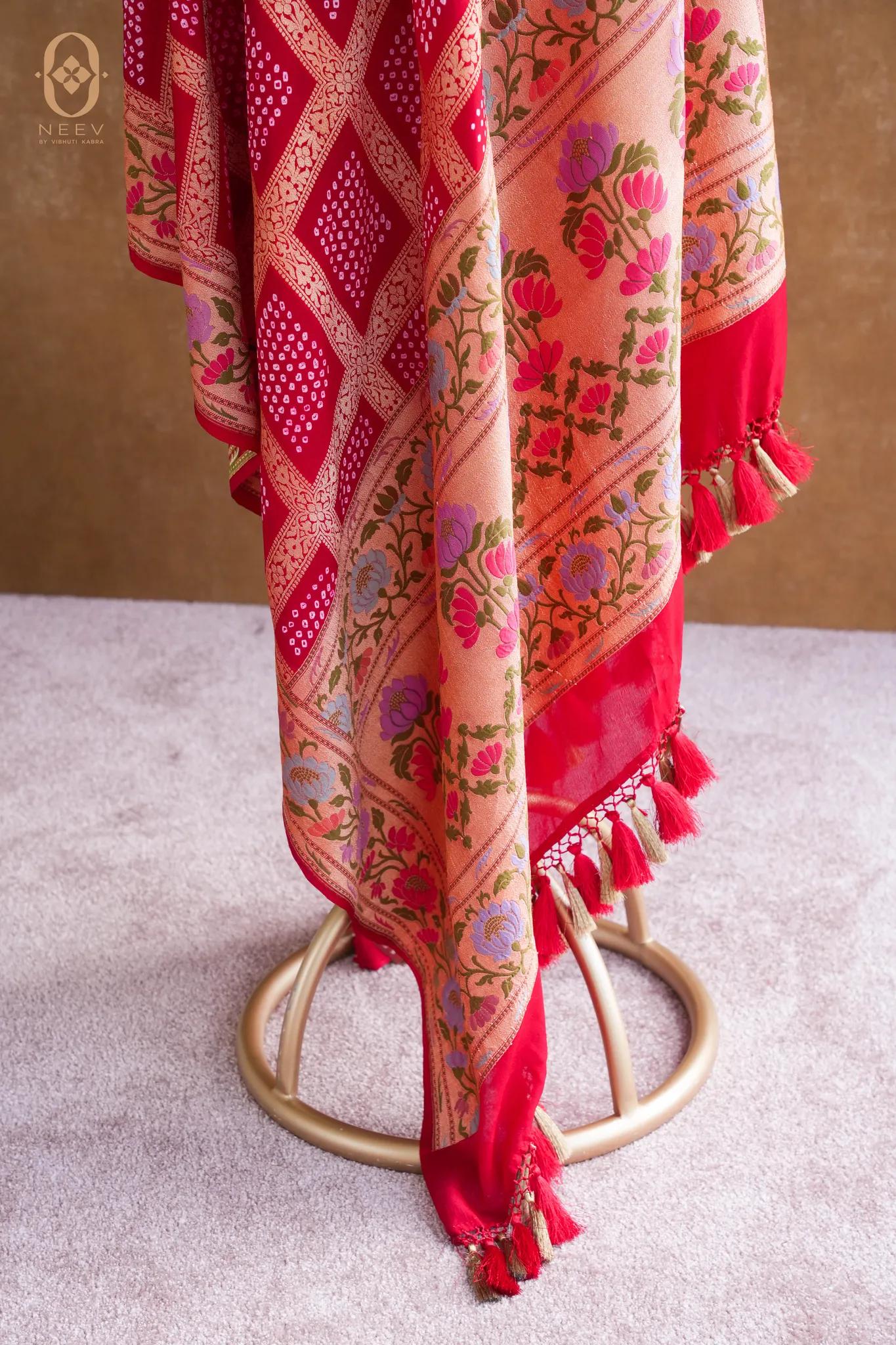 Georgette Bandhani Dupatta With Meenakari