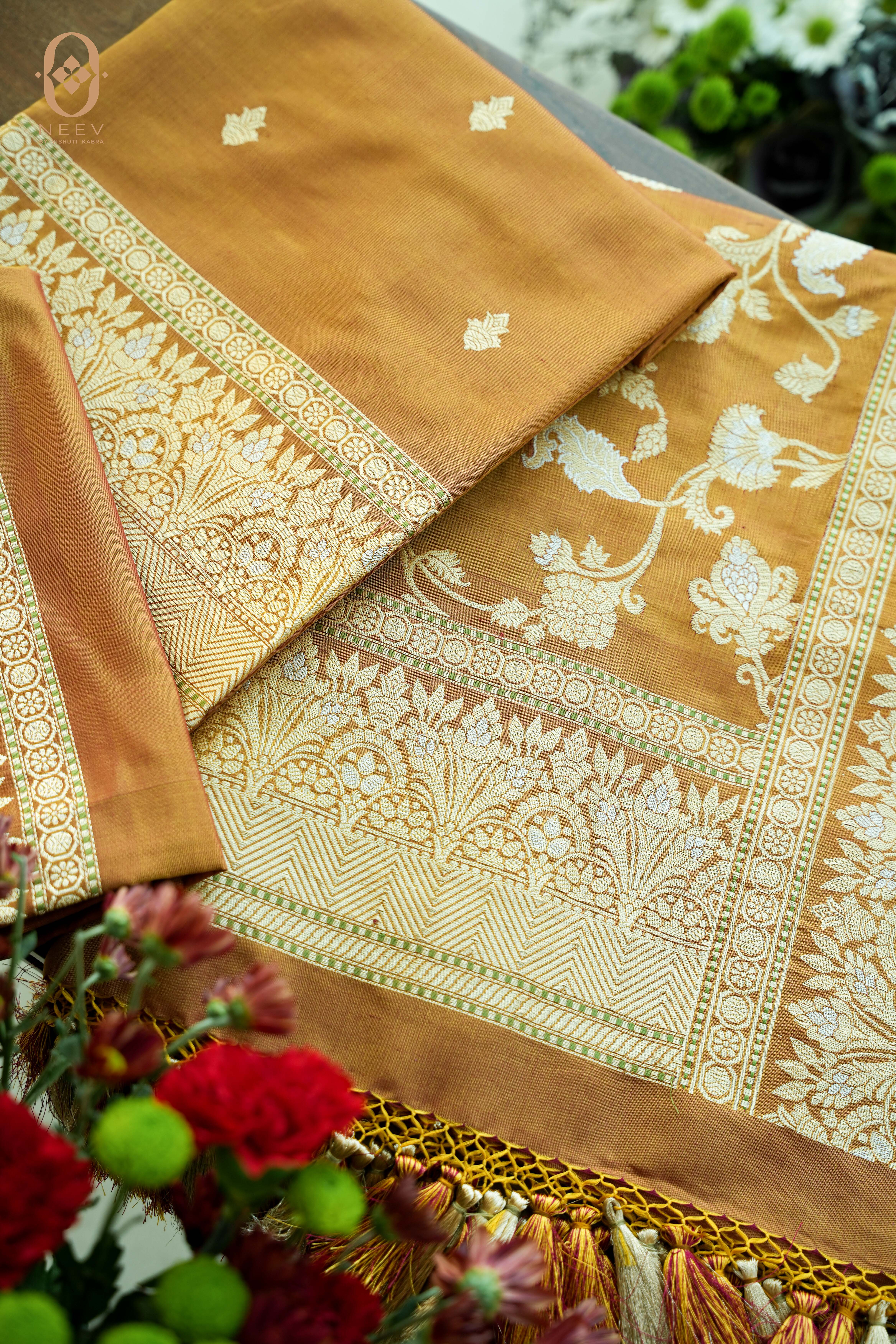 Hiranya Premium Katan Sona Rupa Suit Set