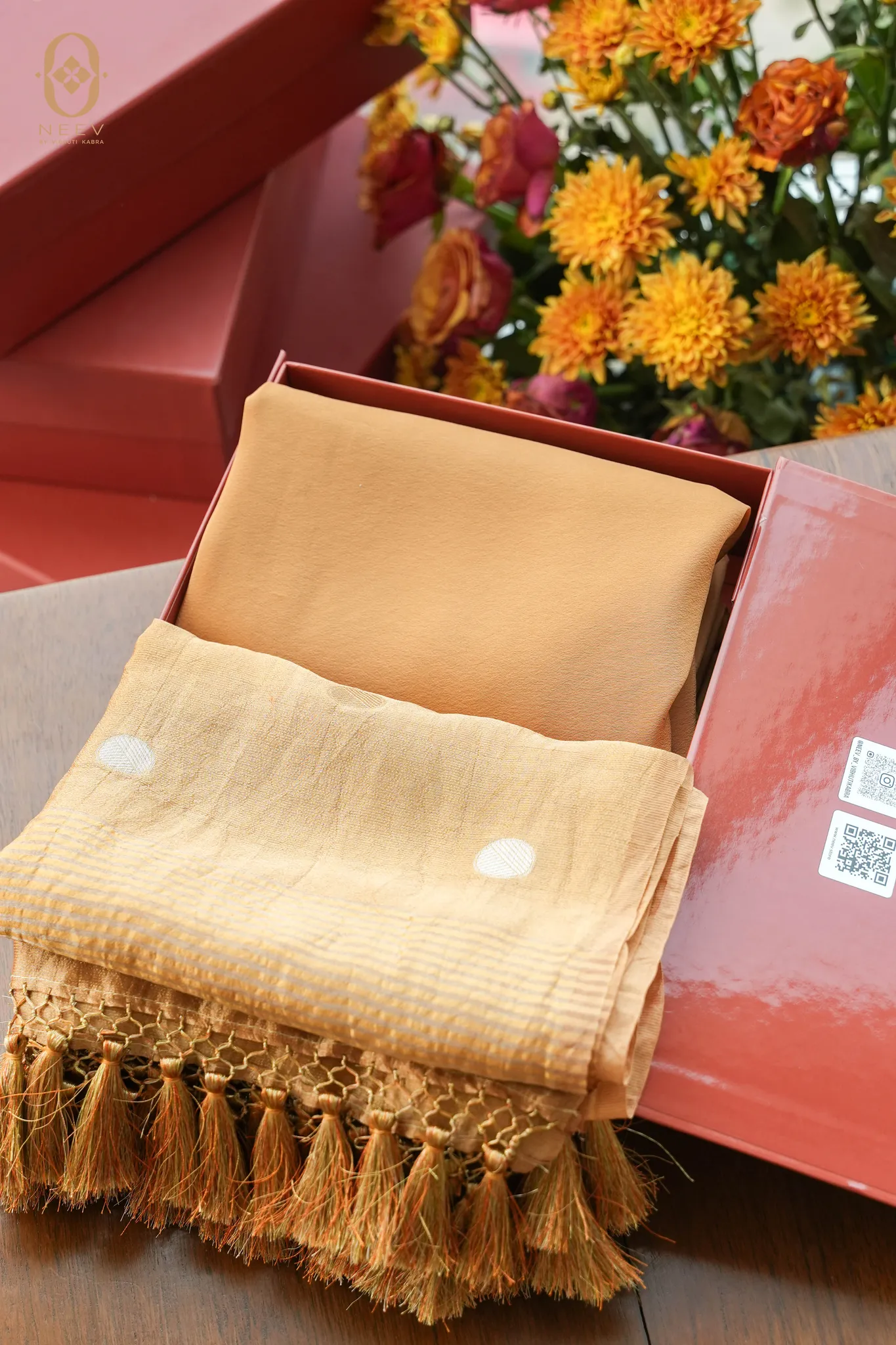 Neev Sona Box