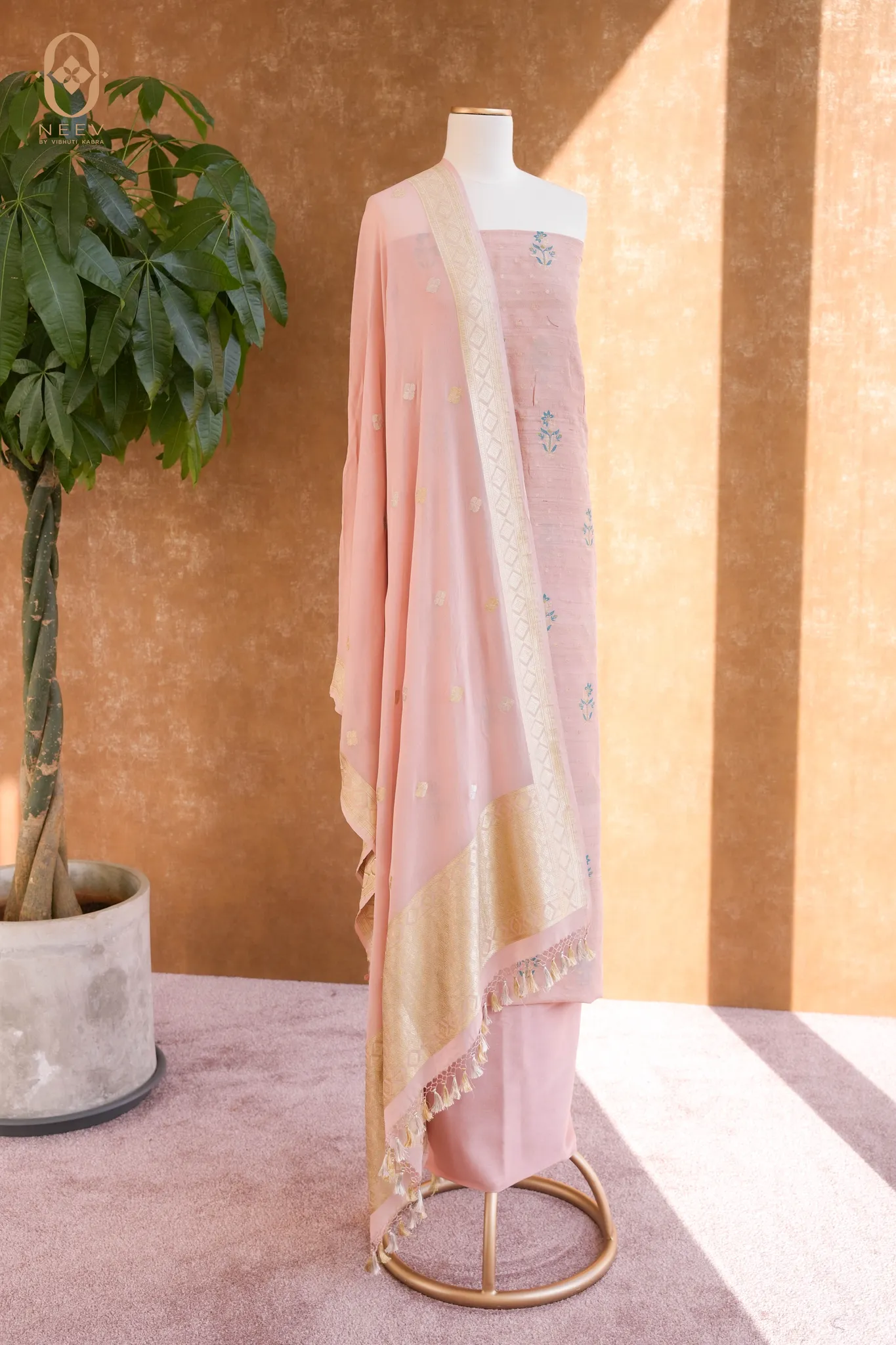 Munga Tassar Meenakari Suit Set