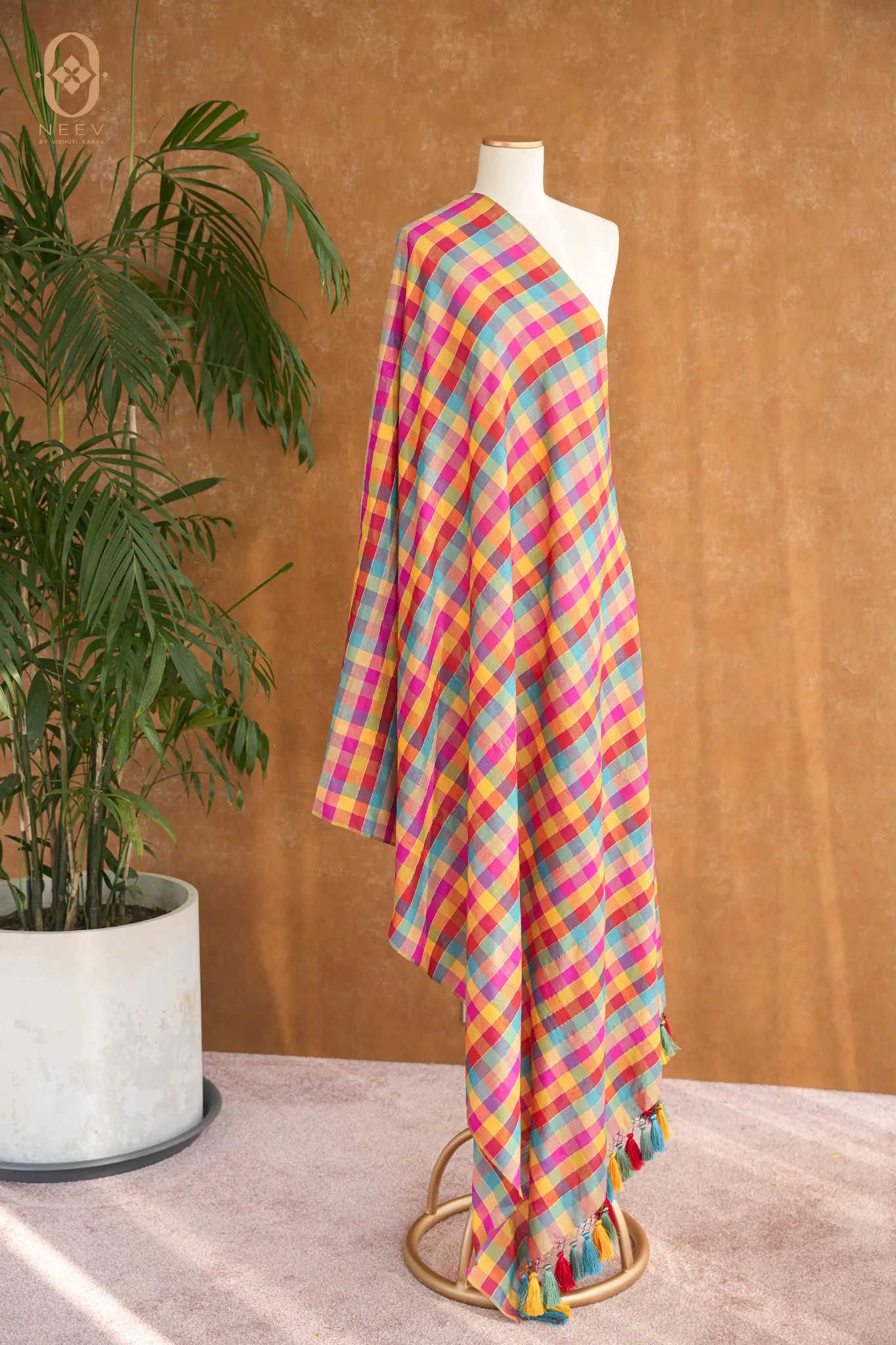 Sachi Zari Munga Silk Checkered Dupatta