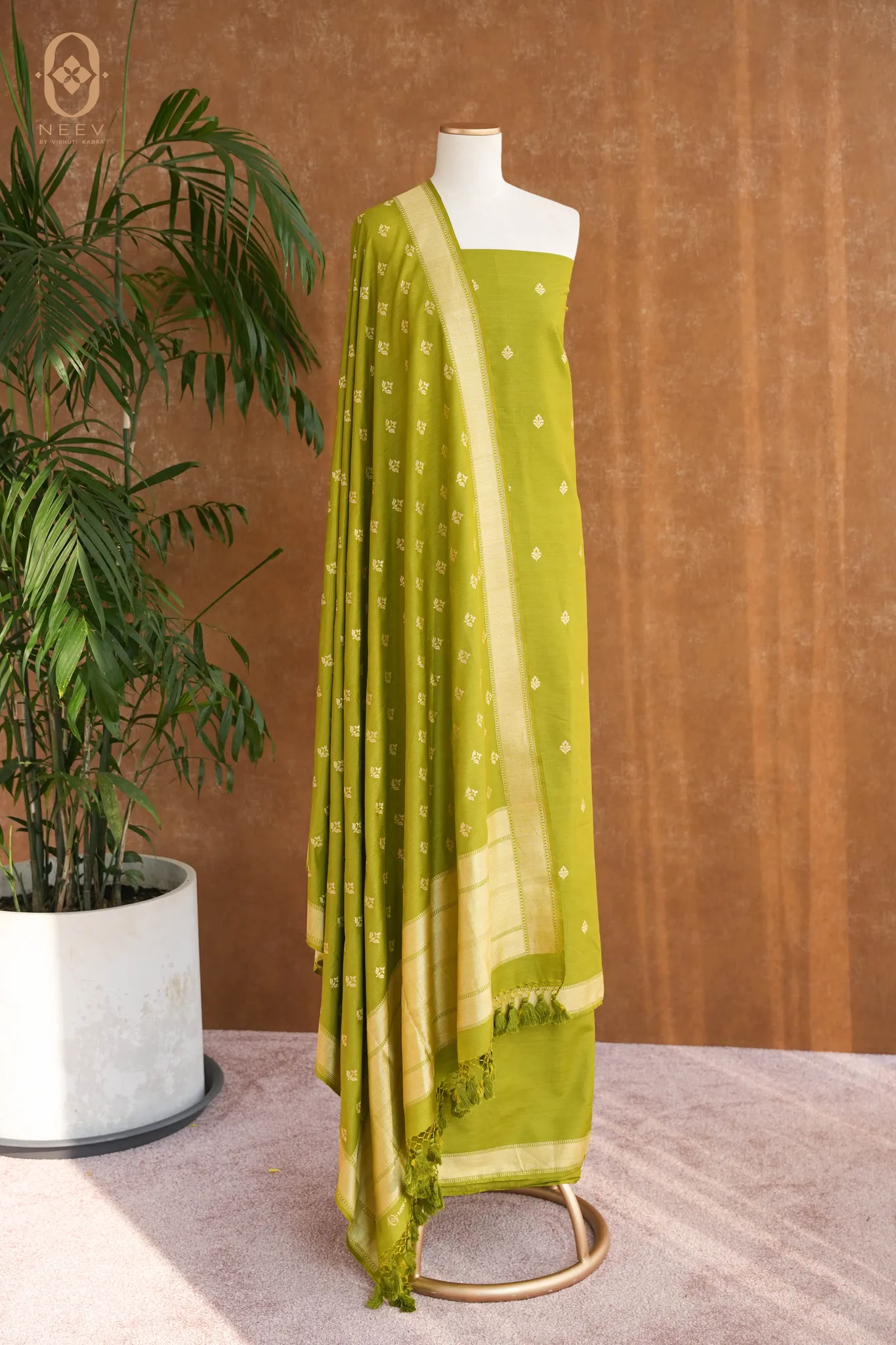 Sachi Zari Munga Silk Suit Set