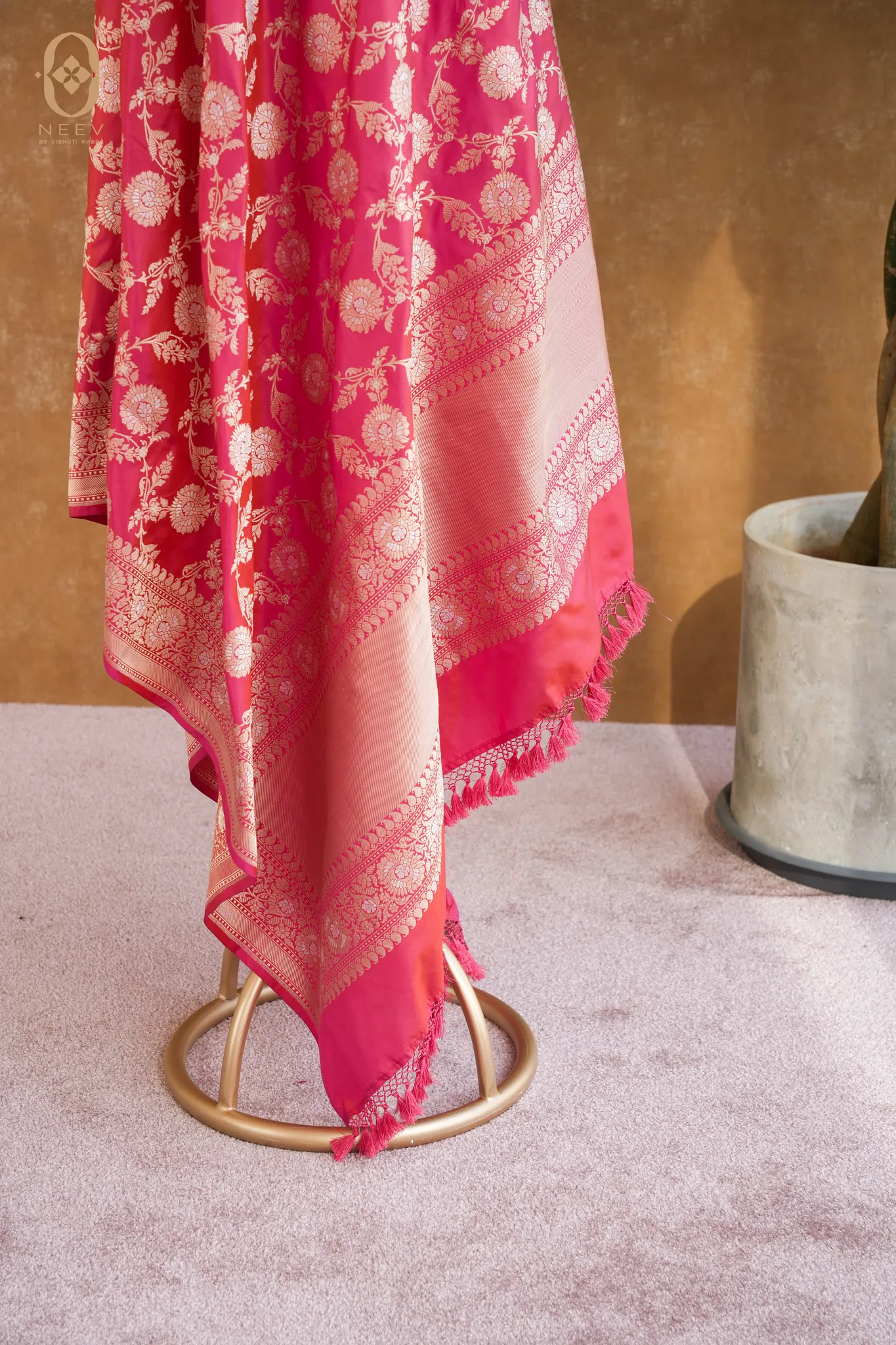 Premium Katan Silk Sona Rupa Jaal Dupatta