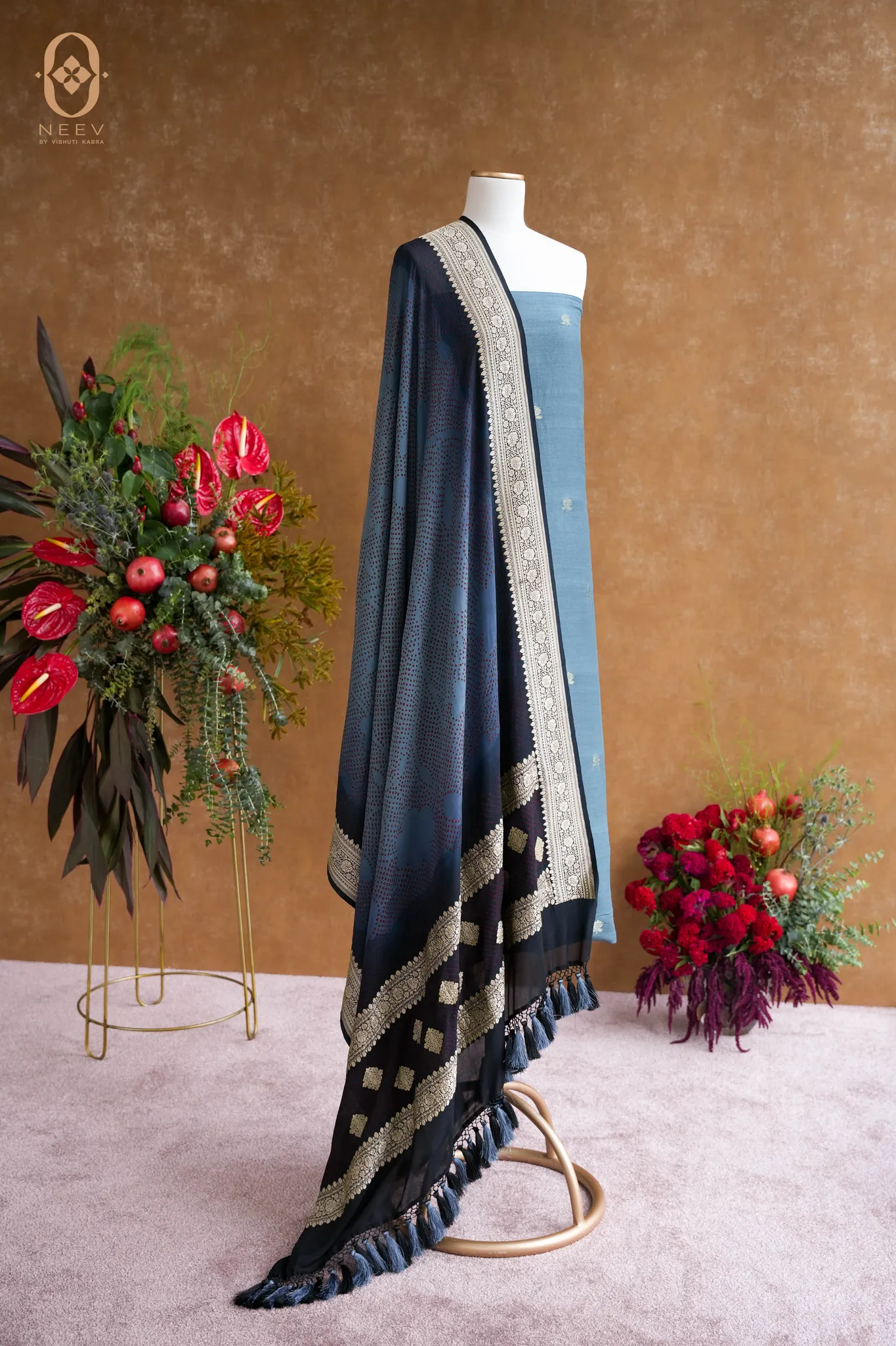 Munga Silk Suit Set