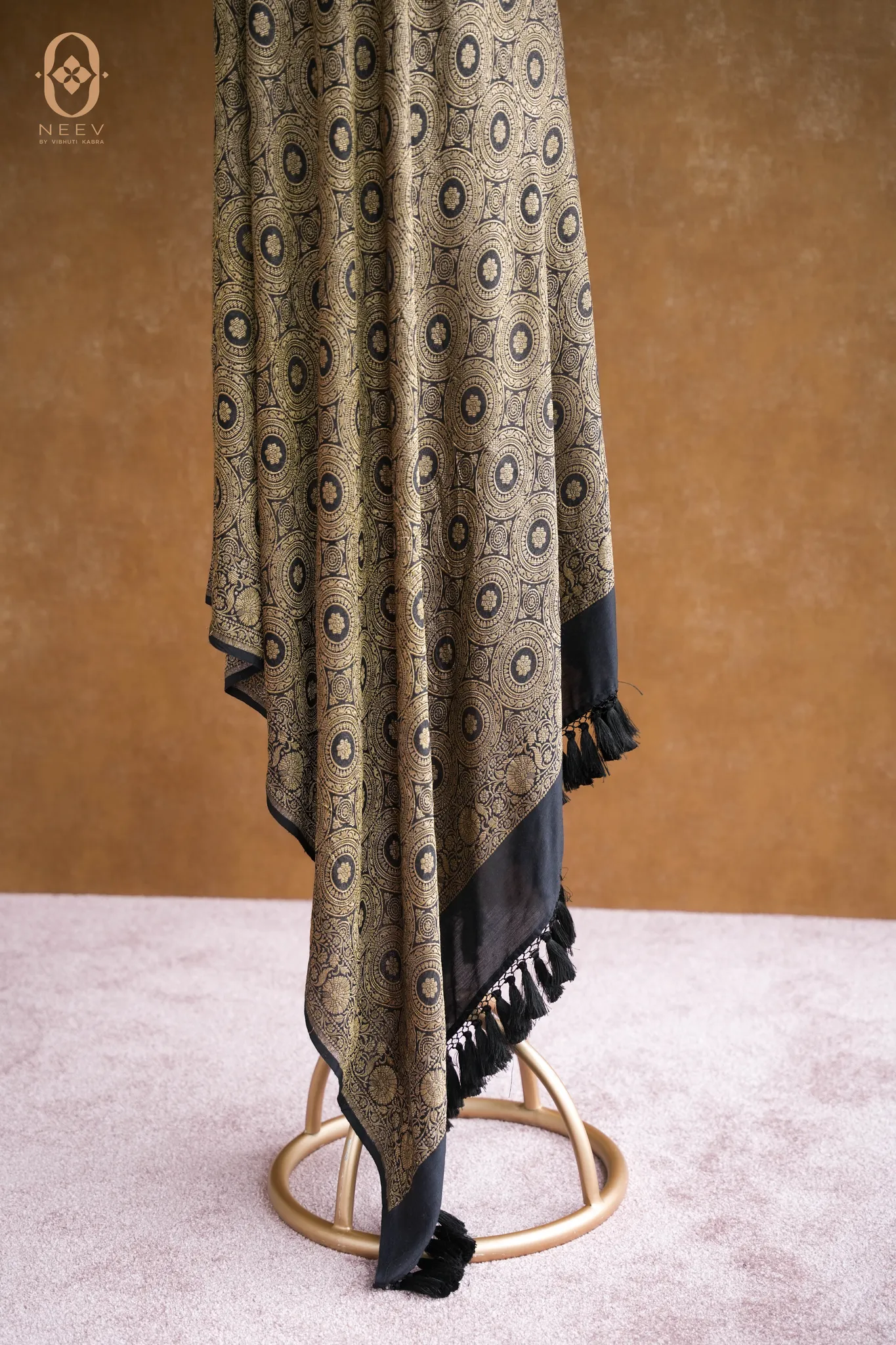 Infinite Dhruvtara Dupatta
